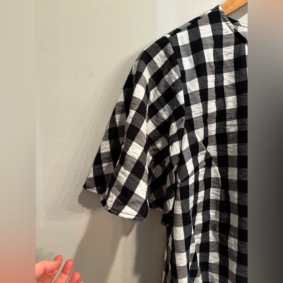 a new day Black and White Plaid Blouse gingham cottage core fall large flutter - Picture 4 of 10